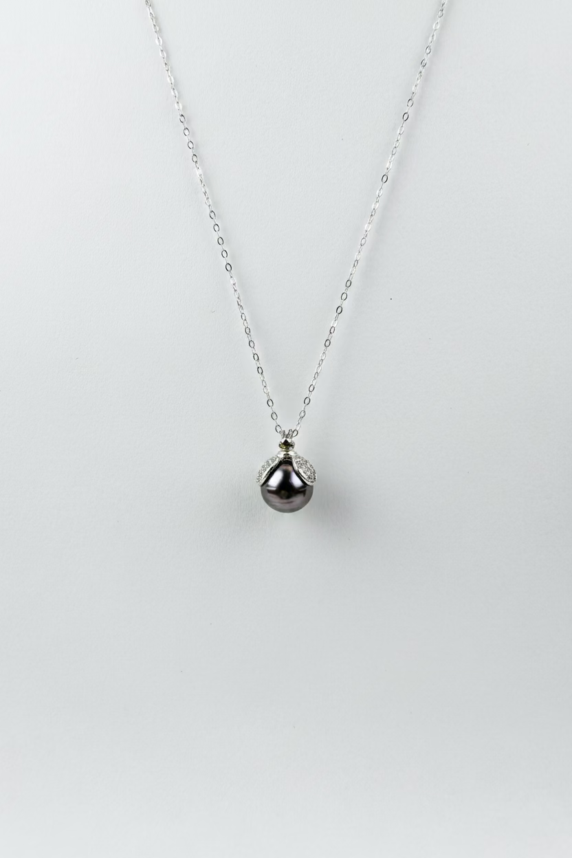 Bee pendant with Tahitian black pearl 9-10mm 925 sterling silver purple iridescent luster rare violet overtone_02