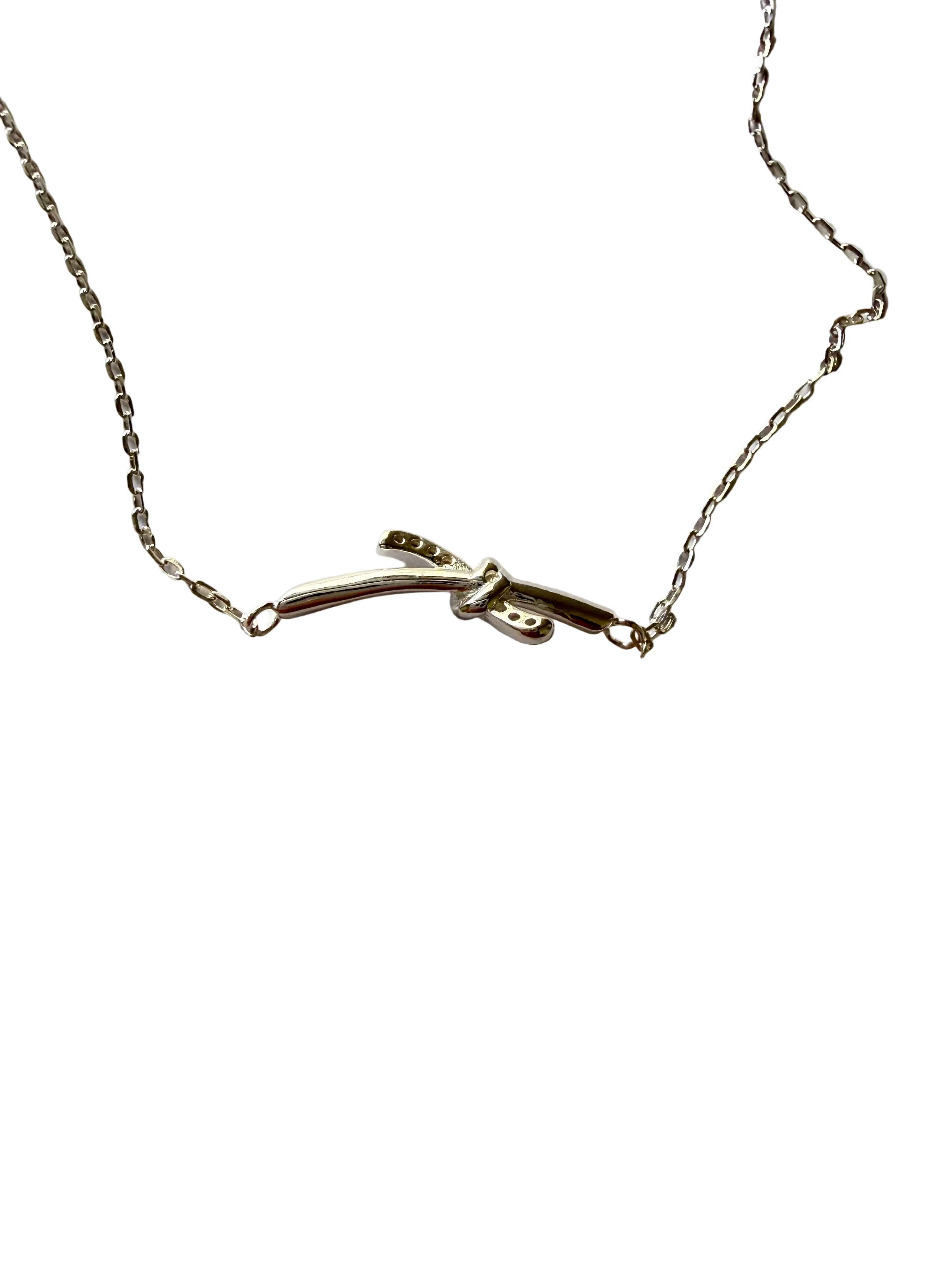 Close-up of knot pendant 2cm 925 silver Korean minimalist necklace_back