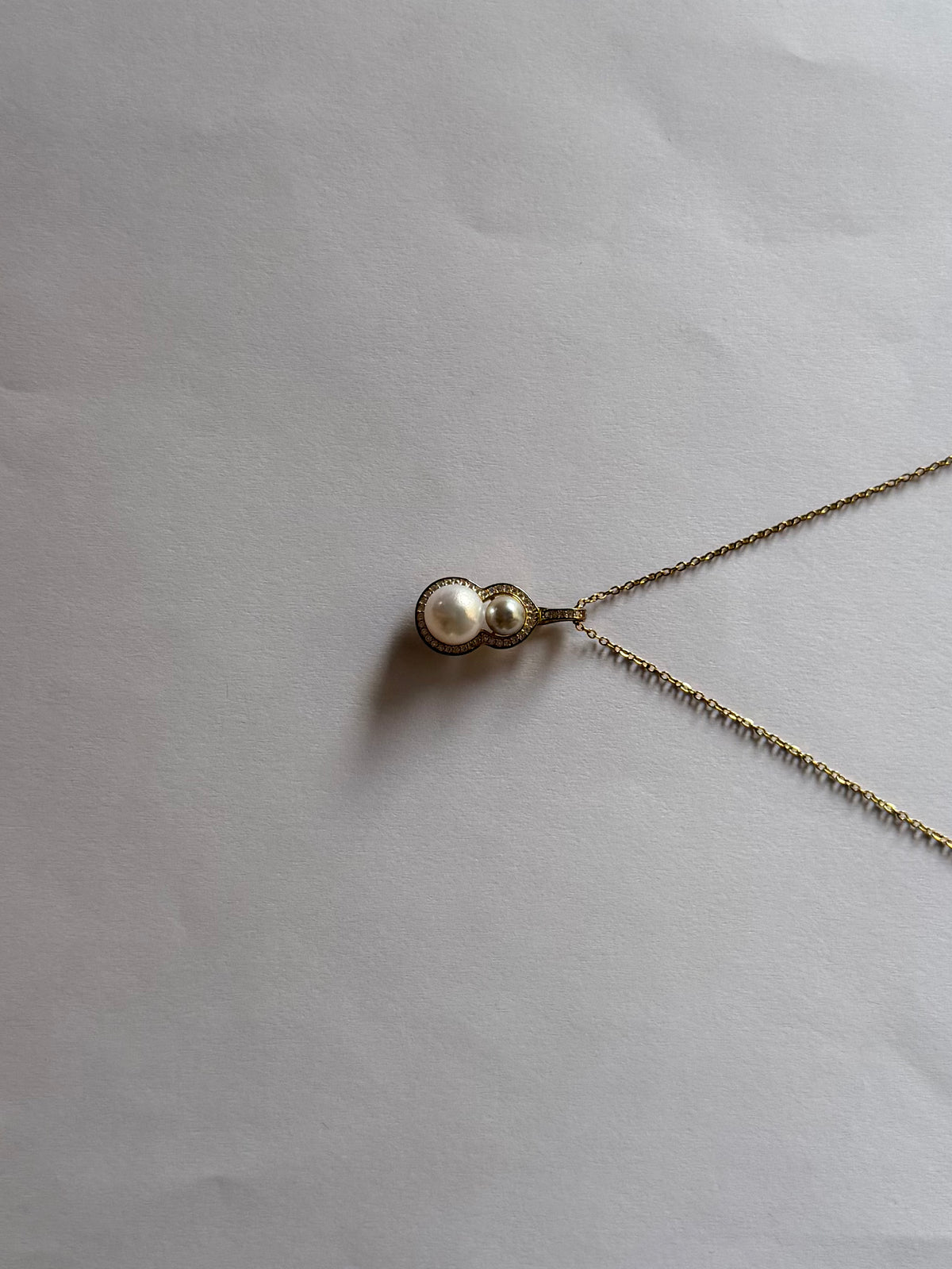 Double gourd pearl pendant Akoya white 9mm and真多麻 silver blue 6mm saltwater pearls 925 silver twin pearl design Vera Muse_02