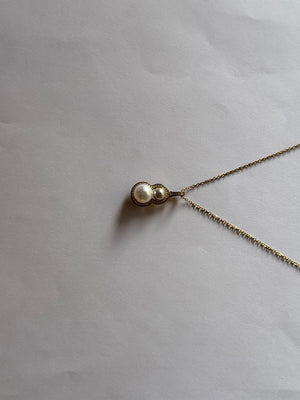 Double gourd pearl pendant Akoya white 9mm and真多麻 silver blue 6mm saltwater pearls 925 silver twin pearl design Vera Muse_02