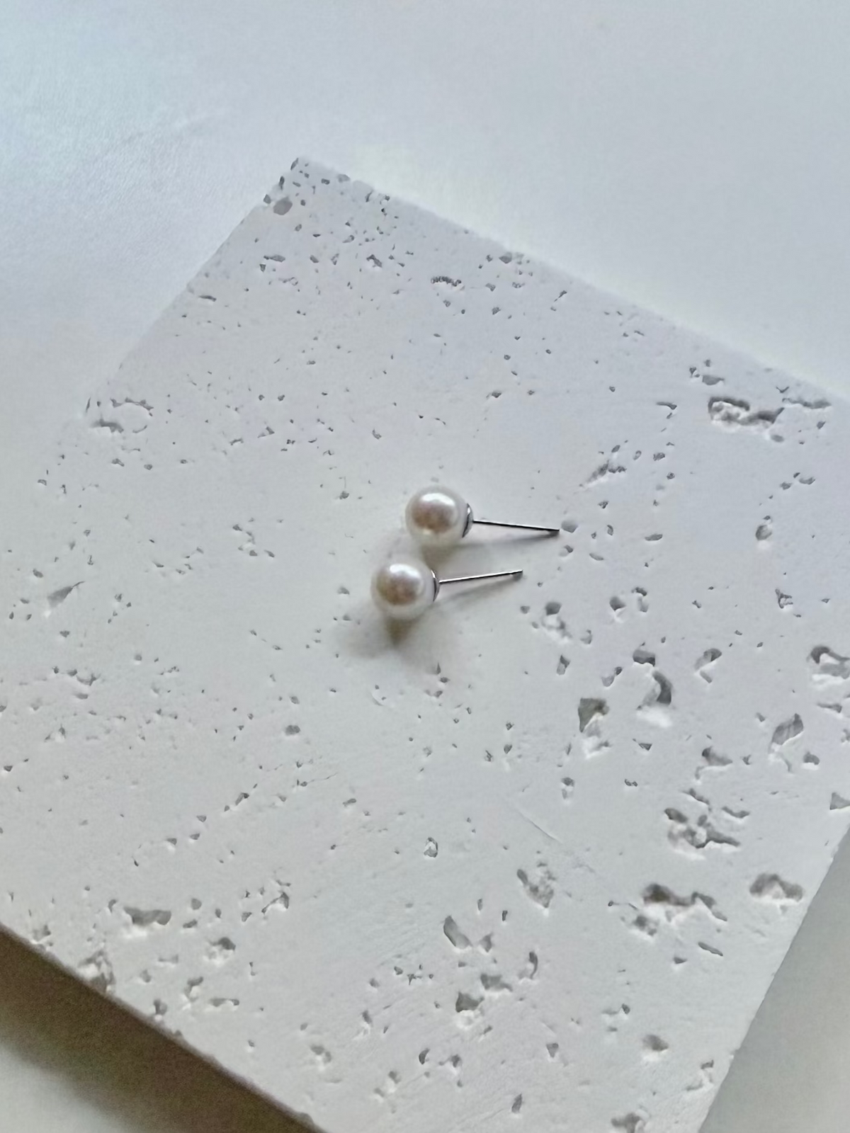 Freshwater AK stud earrings 7-8mm_details