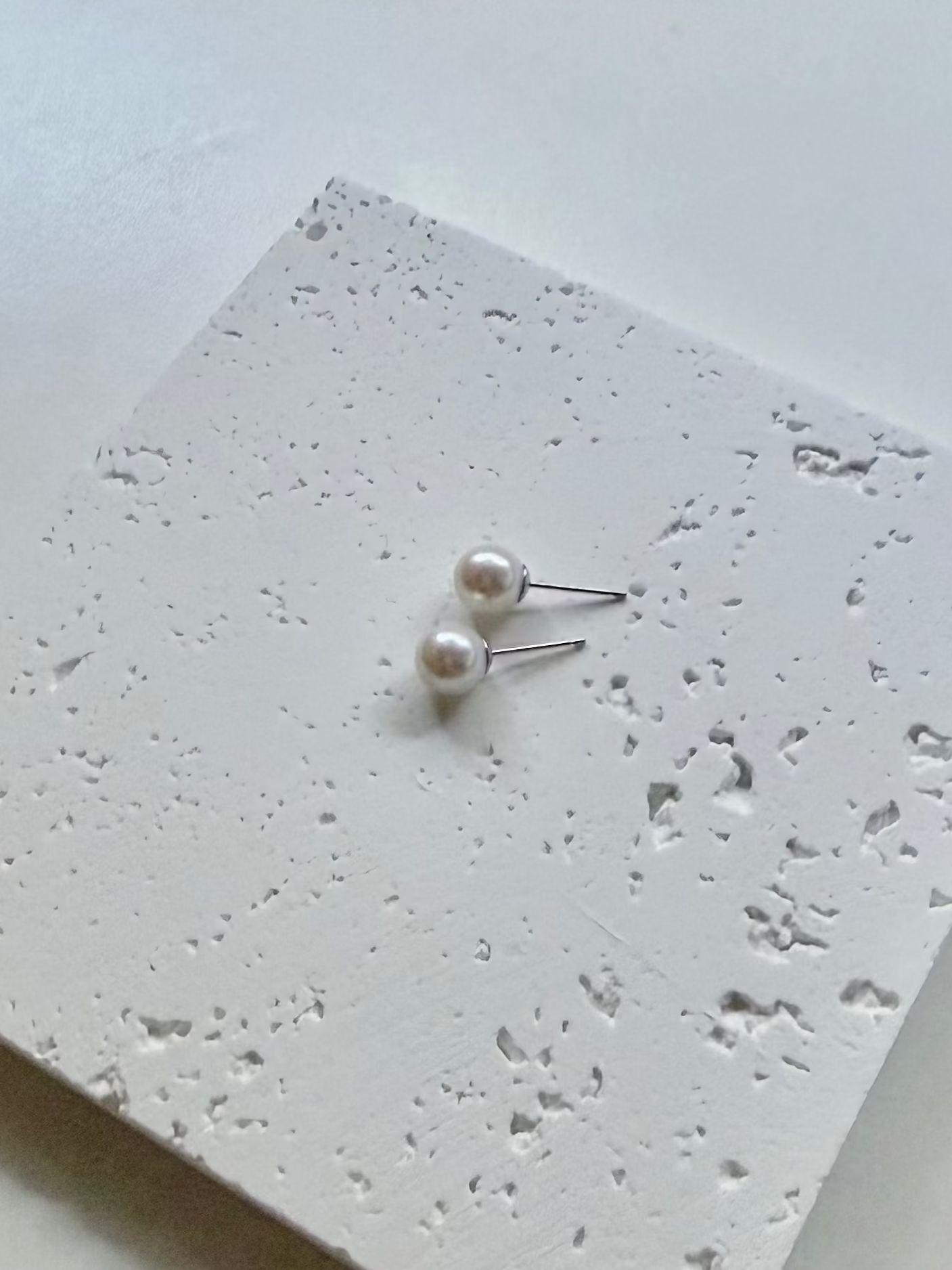Freshwater AK stud earrings 7-8mm_details