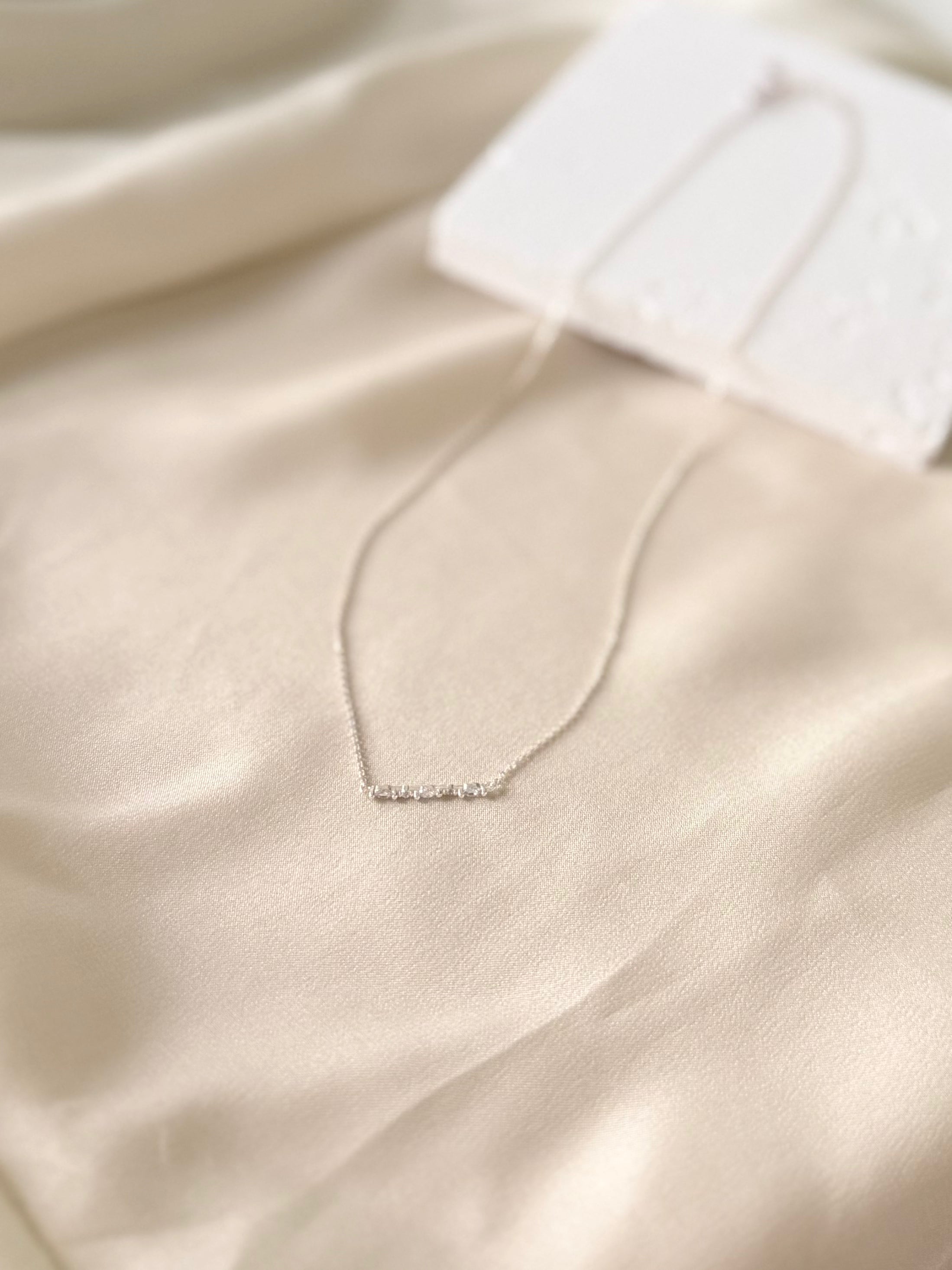 Korean 3 stone bar necklace 925 sterling silver 40cm chain pendant 2cm minimalist jewelry Vera Muse_ins