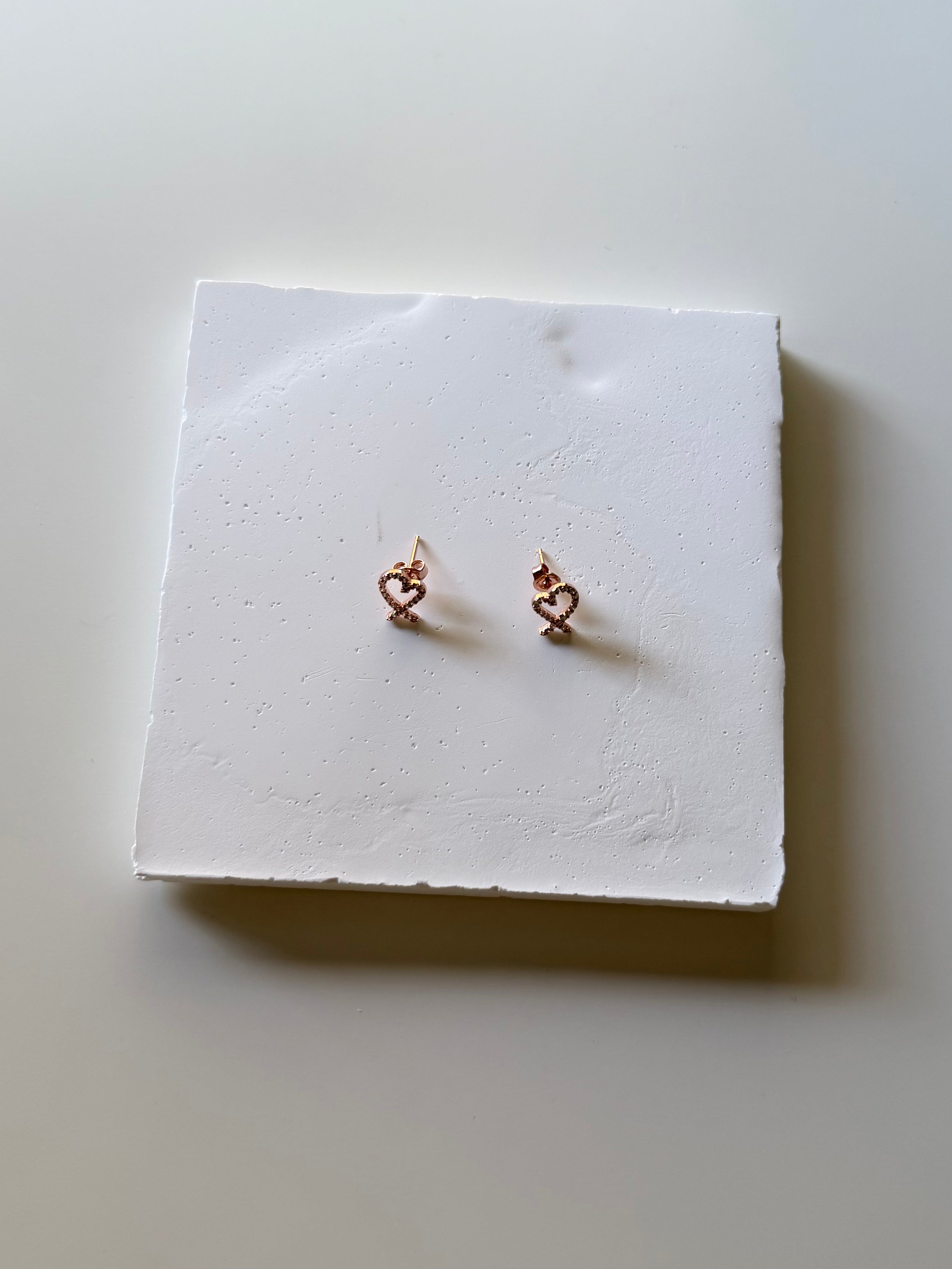 Korean hollow heart stud earrings rose gold plated 925 sterling silver 2cm post butterfly back Vera Muse_full