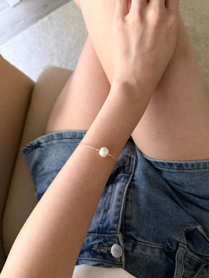 Single pearl Passepartout bracelet 10-11mm natural freshwater 925 silver gold plated chain minimalist design_model_02