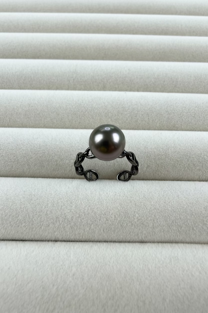 Tahitian black pearl ring 9-10mm pig nose chain design adjustable open band 925 sterling silver green luster_closeup