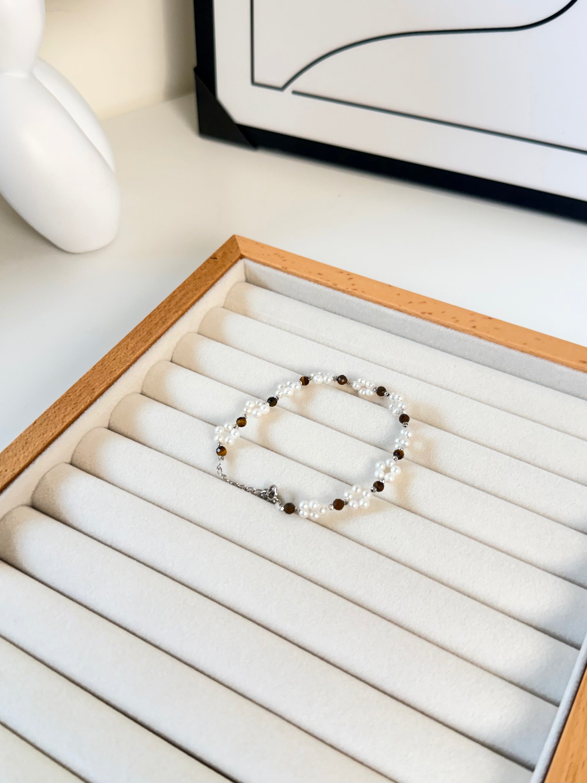 Woven tiger eye and seed pearl bracelet natural tiger eye stone freshwater pearls handmade jewelry Vera Muse_ins_02